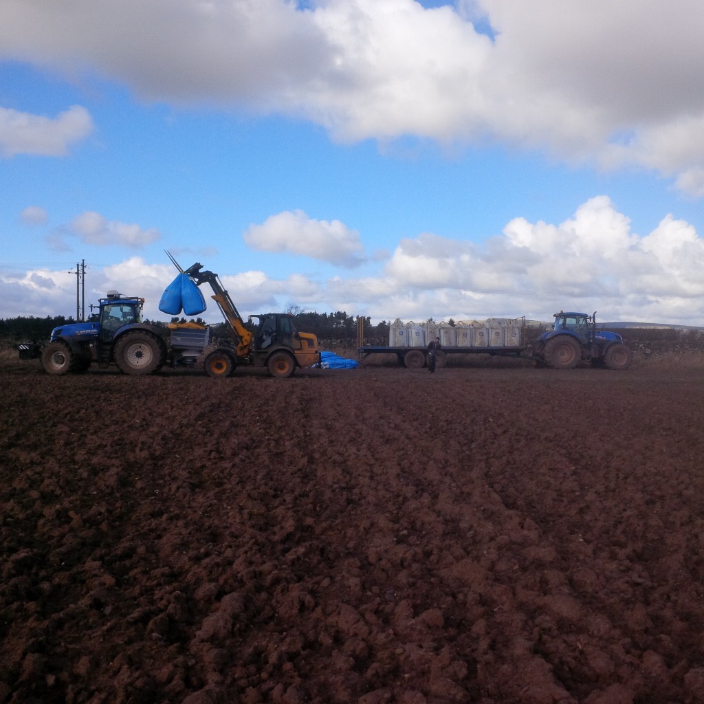 Fertiliser spreader